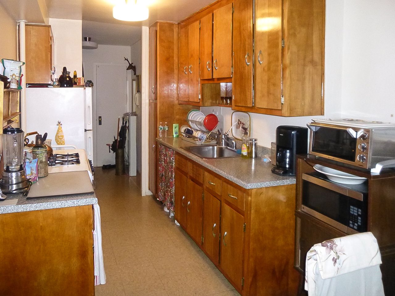 Small NYC Kitchen: Before